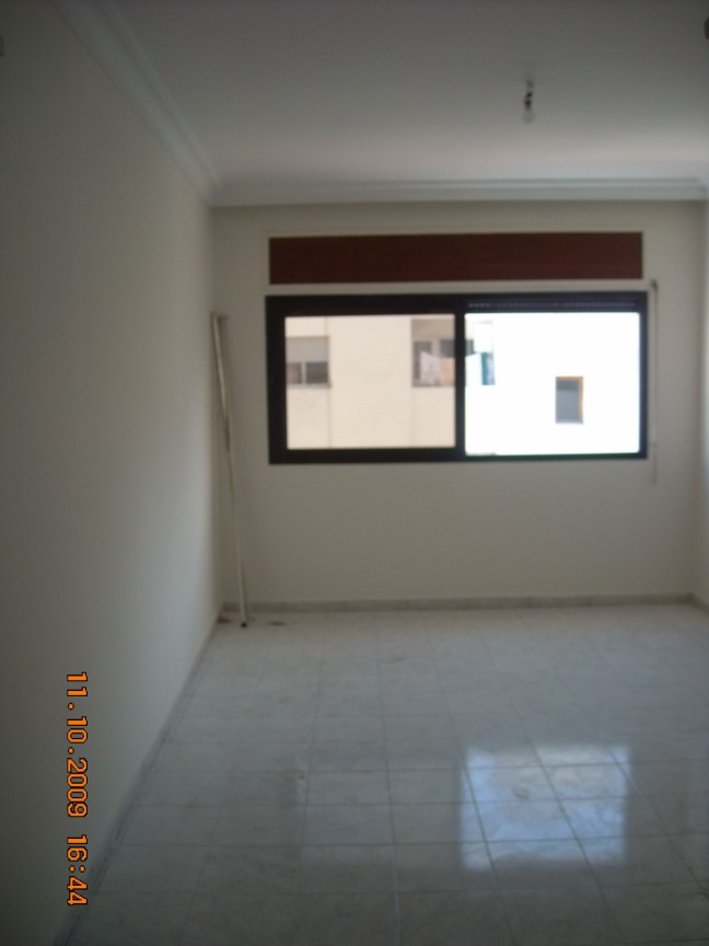 Appartement En Location A Sale 2500 Dh